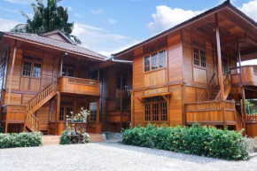 DJURAGAN KAMAR OEMAH KAYU SARAGAN
